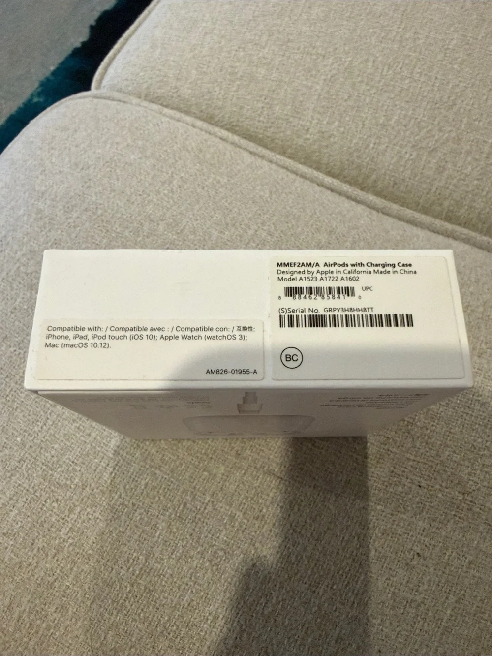 Non Pairing Authentic Apple AirPods Wireless Earbuds in White with Charging Case